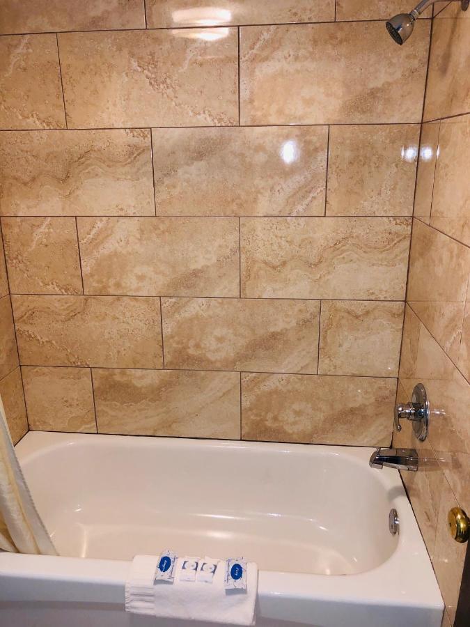 Regency Inn Motel El Reno Екстер'єр фото